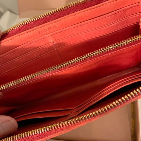 Miu Miu Wallet - Picture 6 of 7